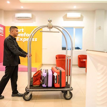 Midtown Xpress Sampit - Kalimantan Tengah Εξωτερικό φωτογραφία