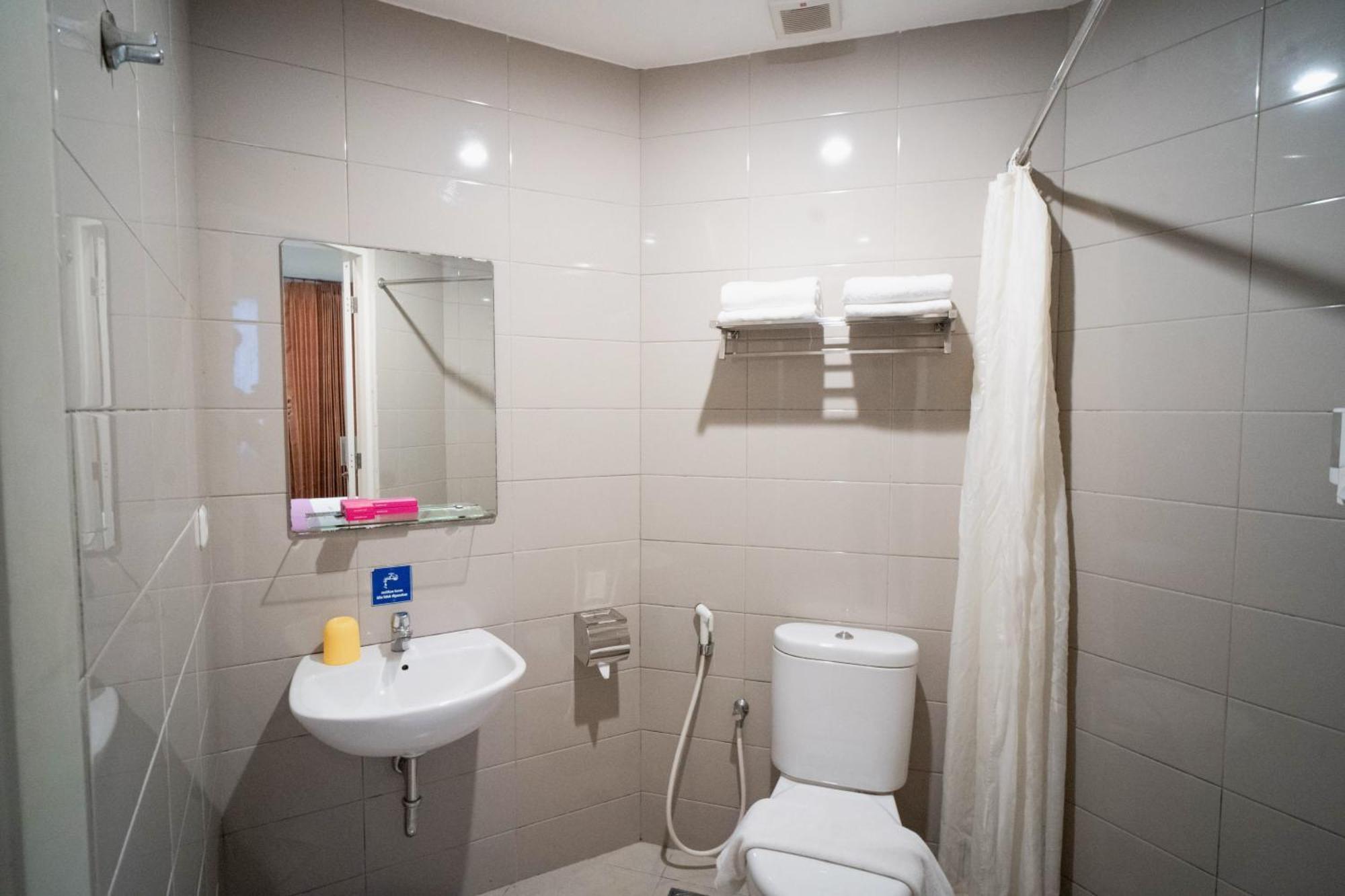 Midtown Xpress Sampit - Kalimantan Tengah Εξωτερικό φωτογραφία