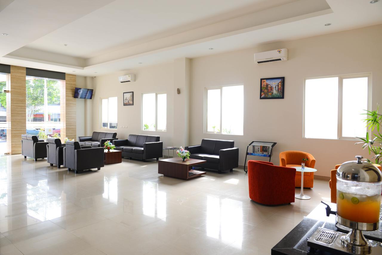 Midtown Xpress Sampit - Kalimantan Tengah Εξωτερικό φωτογραφία