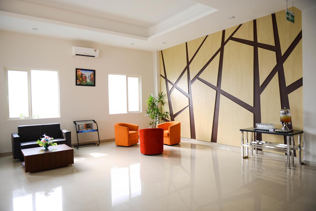 Midtown Xpress Sampit - Kalimantan Tengah Εξωτερικό φωτογραφία