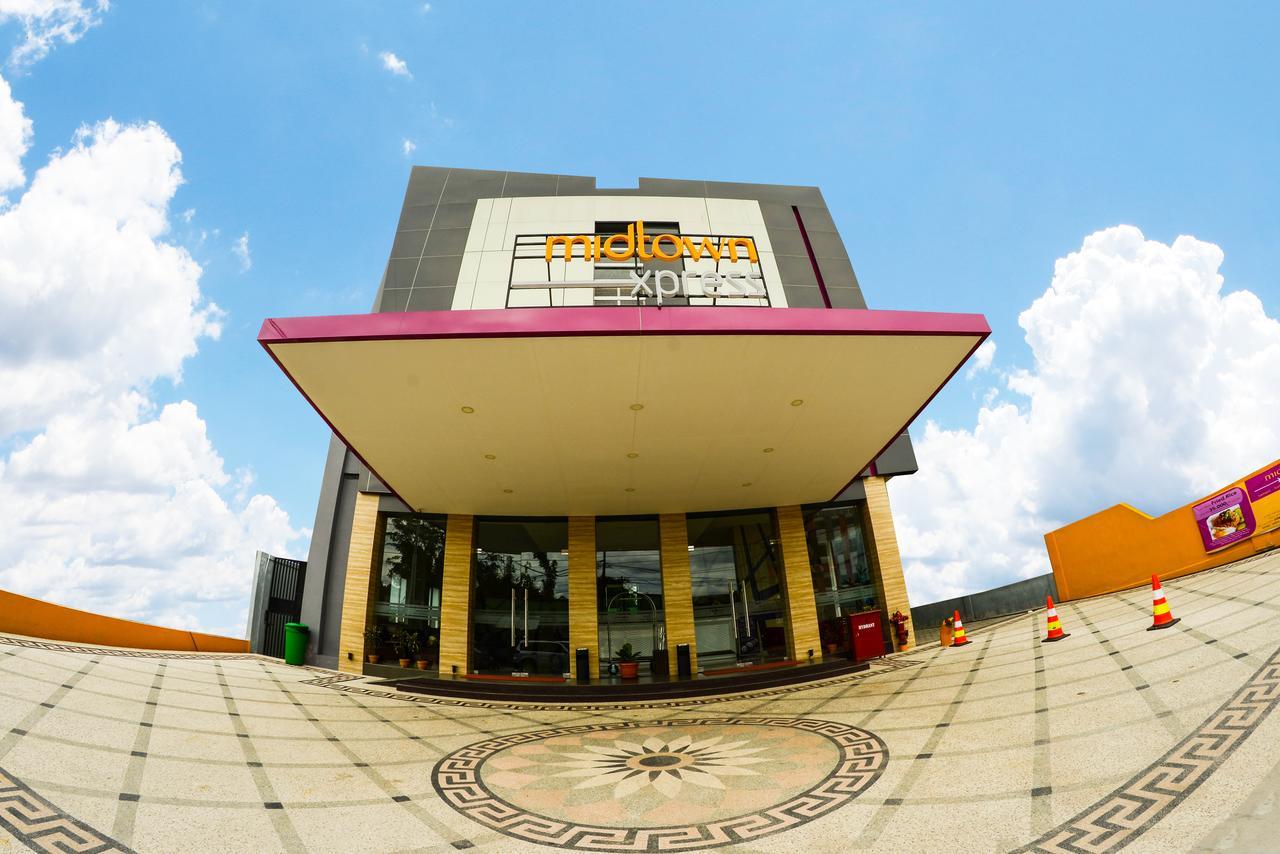Midtown Xpress Sampit - Kalimantan Tengah Εξωτερικό φωτογραφία