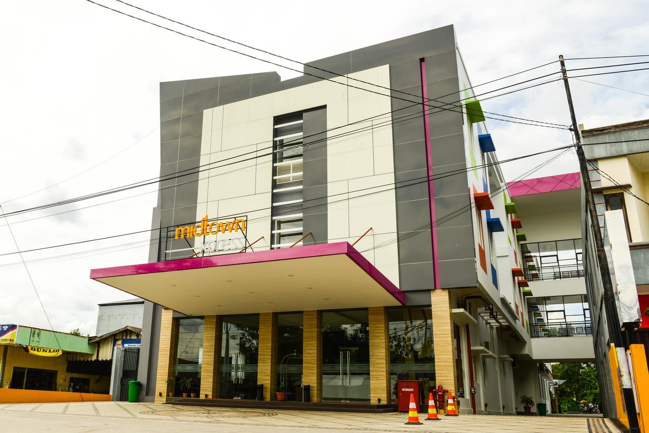 Midtown Xpress Sampit - Kalimantan Tengah Εξωτερικό φωτογραφία