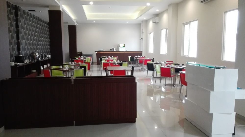 Midtown Xpress Sampit - Kalimantan Tengah Εξωτερικό φωτογραφία